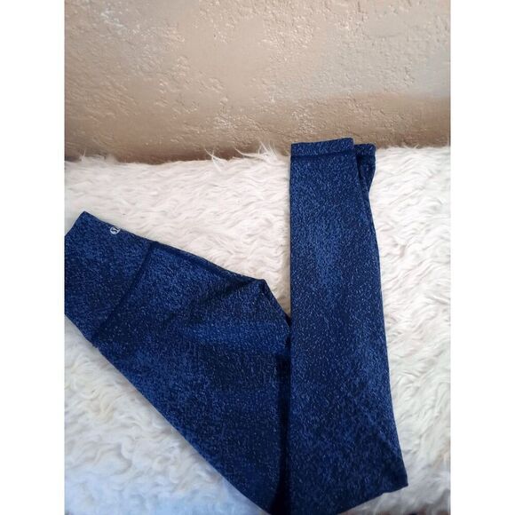 210-EUC Size 2 Lululemon Wunder Under Hi-Rise - Picture 3 of 6